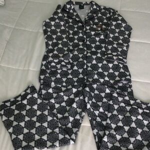 Jeffrey Banks - Kaleidoscope Print Black & White 2 Piece Pajama Set. NwoT